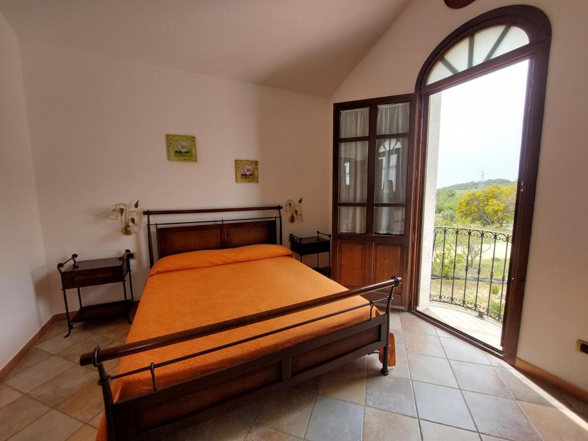 Hotel La Corte Rosada فيلاّسيمِيوس المظهر الخارجي الصورة