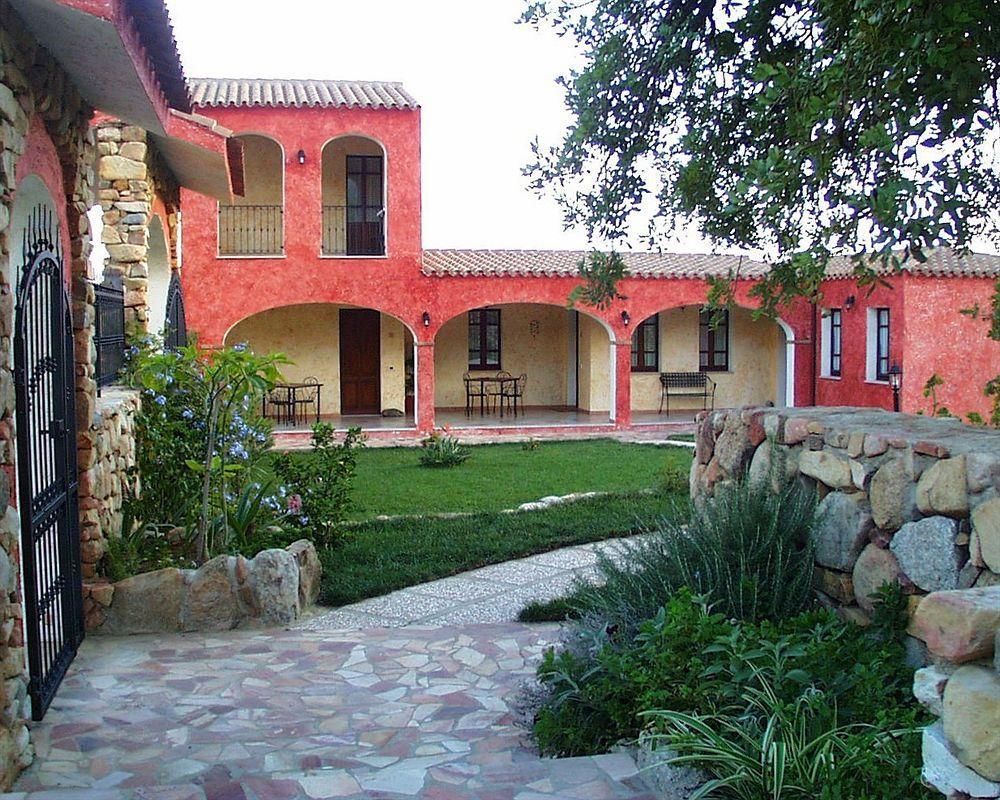 Hotel La Corte Rosada فيلاّسيمِيوس المظهر الخارجي الصورة