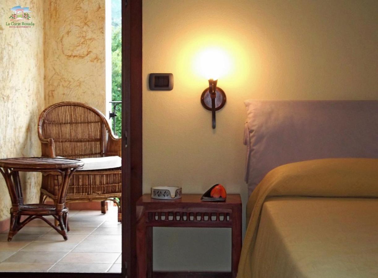 Hotel La Corte Rosada فيلاّسيمِيوس المظهر الخارجي الصورة
